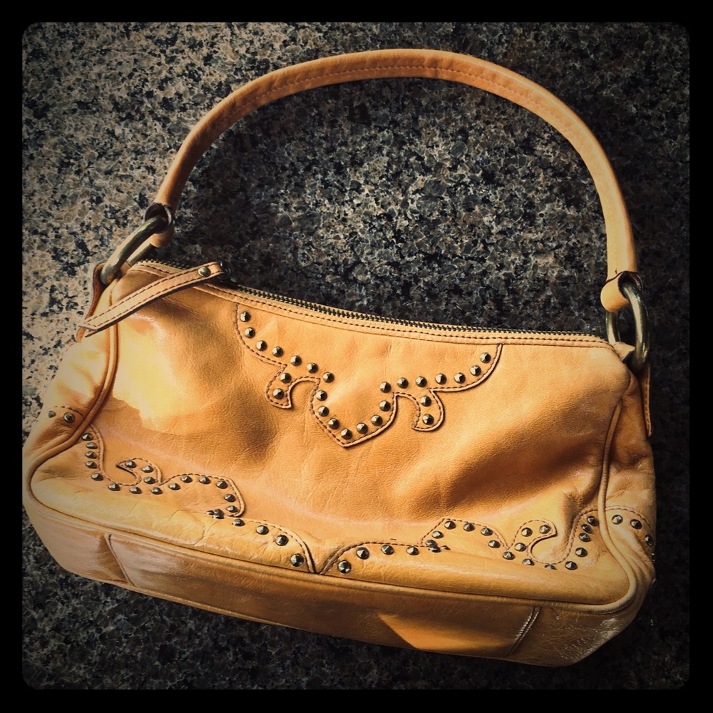 Isabella Fiore handbag.